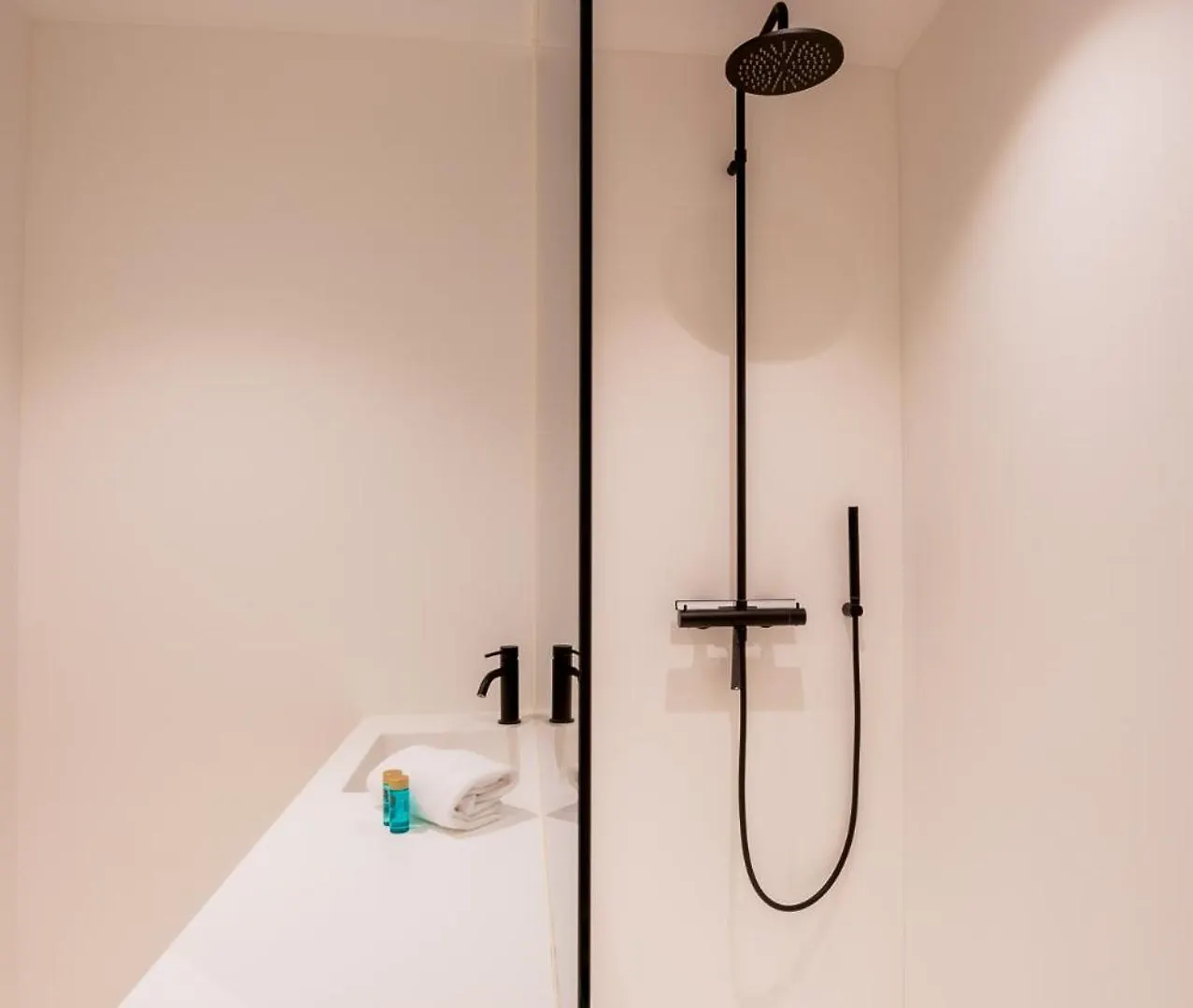 Dunvegan - City Centre Luxurious Apartment For 5 Oostende België